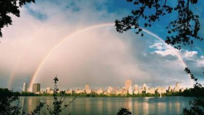 El arcoiris alegró el día a los neoyorquinos. Foto Infobae.com