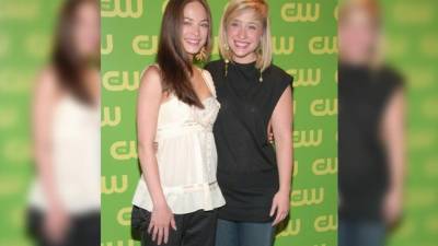 Kristin Kreuk y Allison Mack están siendo investigadas.
