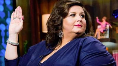 'Sin dietas ni ejercicios', así describió Abby Lee Miller su pérdida de peso.
