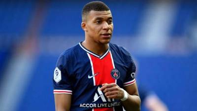 Kylian Mbappé no tiene intención de renovar con el PSG y él mismo se lo ha comunicado a la entidad parisina. Foto EFE