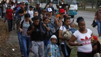 Caravana de migrantes saliendo desde diferentes puntos del país.