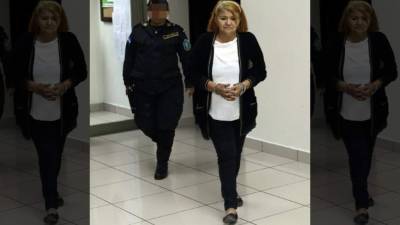 Dania Velásquez lloró al escuchar el fallo.