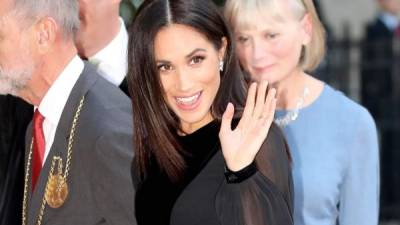 La duquesa de Sussex, Meghan Markle (c). EFE/Archivo