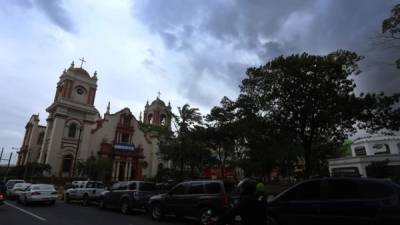 En San Pedro Sula se esperan lluvias por la tarde.