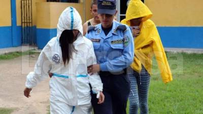 Las autoridades mantienen la custodia de las menores.