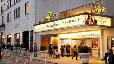 El cine permanecerá abierto y se convertirá en el domicilio de Netflix.