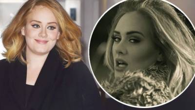 La cantante británica Adele publicó este viernes 'Hello', una balada melancólica que sirve de sencillo de presentación de su esperado nuevo álbum, junto a un vídeo musical en blanco y negro.