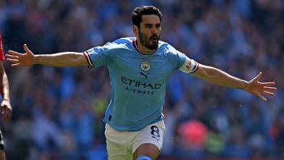 Ilkay Gündogan celebrando su golazo para el 1-0 del Manchester City ante Manchester United en la final de la FA Cup.