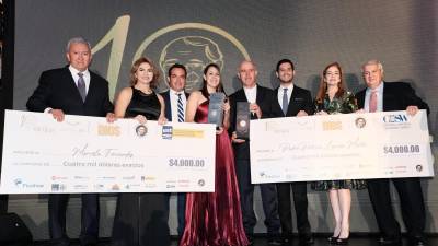 Marcela Fernández y el padre Patricio Larrosa son los ganadores del Premio Quetglas 2023