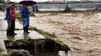 Durante el paso del huracán Mitch en octubre de 1998, Honduras tuvo pérdidas millonarias, muertes y retraso en el desarrollo social.