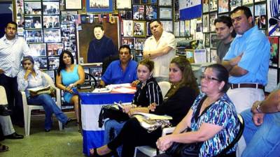 Los propietarios de negocios de encomiendas se reunieron en Miami para manifestar su descontento ante los atrasos de la ENP en Puerto Cortés.
