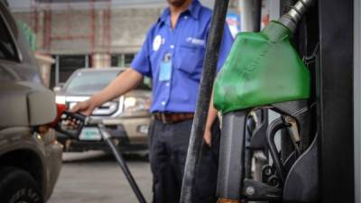 Los nuevos precios de los combustibles entran en vigencia el lunes a las 6:00 am.