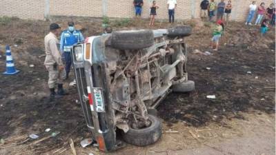 En plena Semana Santa, a pesar de la presencia policial en las carreteras, múltiples accidentes fatales se registran con saldos mortales.