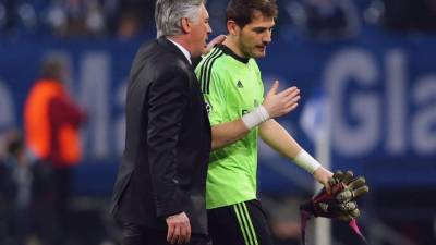 Ancelotti aseguró que los silbidos motivan más a Casillas.