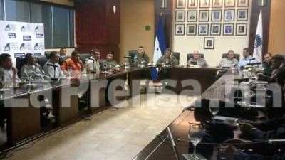 Las autoridades de ambas partes están reunidas en las instalaciones de la CCIC en San Pedro Sula.