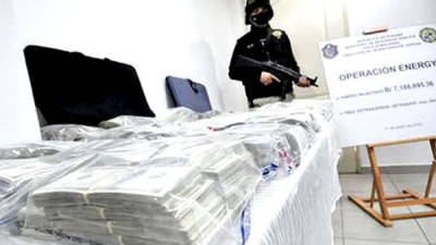 La Policía panameña incautó los 7.2 millones de dólares al detener a los tres hondureños el sábado pasado en el aeropuerto de Tocumen.