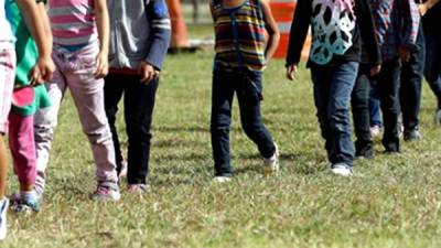 Miles de menores han sido retenidos en las últimas semanas en Estados Unidos.