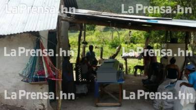 Una vez muerto, fue arrastrado por varias cuadras donde encontraron rastras de sangre.