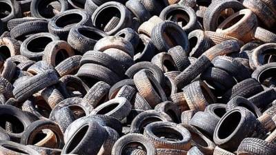 De acuerdo a las investigaciones de los universitarios, los bloques fabricados con polvo de llantas soportan hasta 73 kilogramos por centímetro cuadrado.