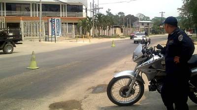 Los conductores de las rutas de taxis del sector Jucutuma y San José del Boquerón se quejan de que solamente hay una patrullas motorizada que cubre la zona.