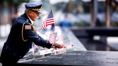 Miles de personas rindieron homenaje este martes a las víctimas de los atentados terroristas del 11 de septiembre de 2001 en el World Trade Center de Nueva York cuando se cumplen 17 años de una de las peores tragedias en la historia de Estados Unidos.