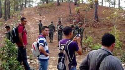 Autoridades locales y militares inspeccionaron este miércoles varias zonas afectadas con la tala de bosques en Ocotepeque.