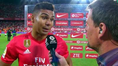 Casemiro dando declaraciones al final del partido en Sevilla. Foto @casadelfutbol