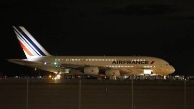 La mujer viajaba en un vuelo de la compañía Air France.