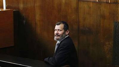 El exalcalde Uri Lupolianski fue condenado este jueves a seis años de prisión por corrupción.