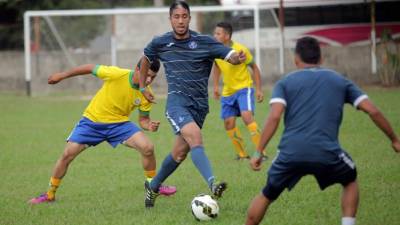 Santiago Vergara debutó en el amistoso con el Motagua.
