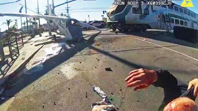 El piloto fue salvado de milagro por agentes de una estación cercana al lugar donde se estrelló.