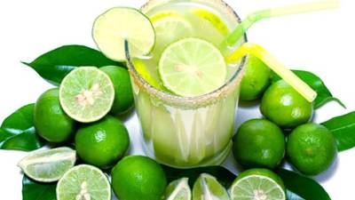 Los beneficios del limón ayudan al organismo según los estudios científicos.