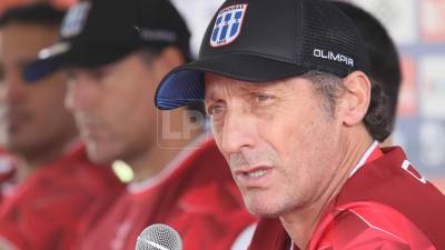 Pedro Troglio compareció en rueda de prensa.