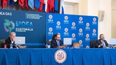 La OEA discute la “farsa electoral” en la Asamblea General.
