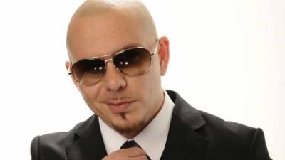 Armando Christian Pérez, más conocido por su nombre artístico Pitbull, es un cantante, rapero, compositor y productor musical estadounidense de origen cubano.