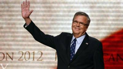 Jeb Bush es hermano del expresidente George Walker Bush e hijo del expresidente George H. Walker Bush.