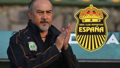 El entrenador mexicano llegó a San Pedro Sula con la misión de devolverle a Real España el protagonismo en Liga Nacional.