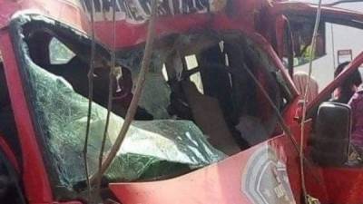 Ocho futbolistas del equipo de la segunda división de Guinea, Etoile de Guinee, fallecieron cuando el autobús de su equipo se estrelló en su camino hacia un partido de Liga.