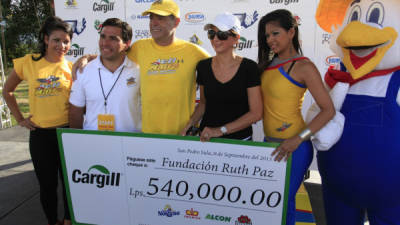 Las empresas patrocinadoras hicieron donativos cuantiosos a la fundación Ruth Paz.