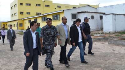 Las autoridades gubernamentales de Brasil iniciaron las investigaciones por la propagación del video donde decapitaron a tres reos en una cárcel.