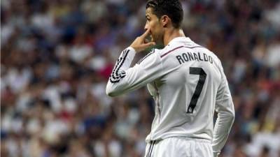 El Manchester United está preparando la ‘operación rescate’ de Cristiano Ronaldo, que atacaría el próximo verano, en base a una cantidad global de 125 millones de euros, según el diario Mirror.