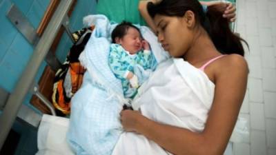 Según cifras del UNFPA, Honduras tiene una tasa de 108 nacimientos por cada 1.000 mujeres de 15 a 19 años, por delante de Venezuela (101) y Ecuador (100), pero superada por Nicaragua (109).