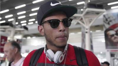 Eddie Hernández sigue con un futuro incierto.