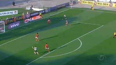 El final del encuentro terminó Corinthians 4-0 Flamengo.