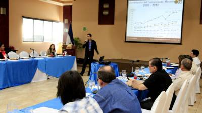 Empresarios sampedranos acudieron a conocer las oportunidades de negocios. / Amilcar Izaguirre