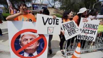 Las organizaciones proinmigrantes instan a los hispanos en EUA para que voten en las elecciones presidenciales de noviembre próximo.