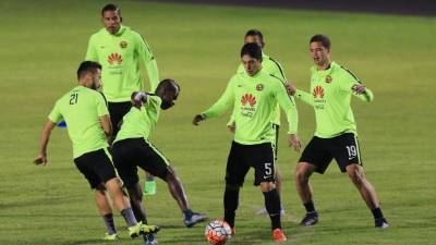 El América hizo algunos trabajos físicos y luego comenzó un pequeño colectivo.