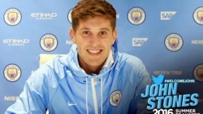 John Stones ya fue anunciado como nuevo jugador del Manchester City.