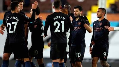El Manchester City suma y sigue en su camino hacia el título de la Premier League. Foto EFE