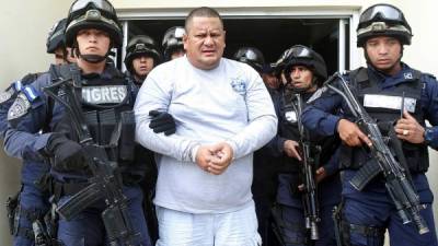 Bajo fuertes medidas de seguridad fue presentado Lanchita en Tegucigalpa.